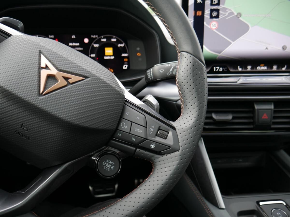 Cupra Leon VZ Extreme 2.0 TSI - DCC KAMERA ACC LED PANO *SN210*