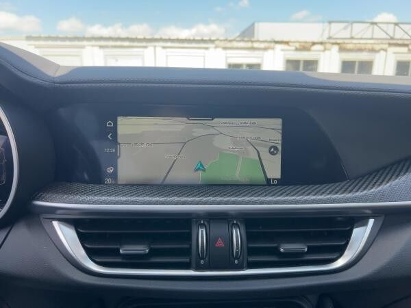 Alfa Romeo Stelvio Quadrifoglio ABSOLUT VOLL Keramikbremsen