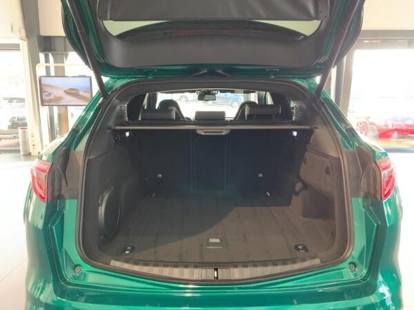 Alfa Romeo Stelvio Quadrifoglio ABSOLUT VOLL Keramikbremsen