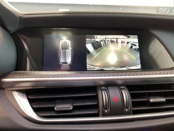 Alfa Romeo Stelvio Quadrifoglio ABSOLUT VOLL Keramikbremsen