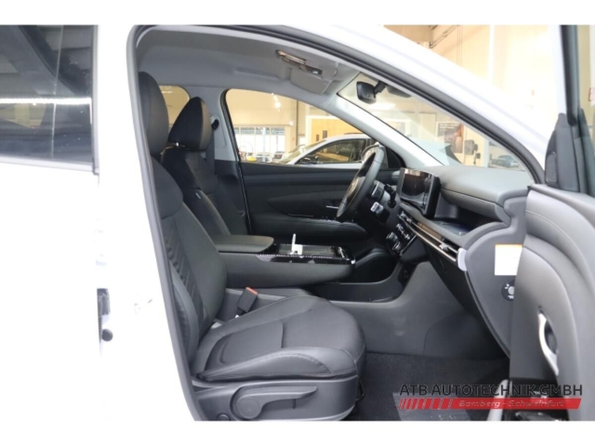 Hyundai Tucson MY25 Trend 1.6 T-GDi Hybrid A/T Hyundai Tucson MY25 Trend 1.6 T-GDi Hybrid A/T