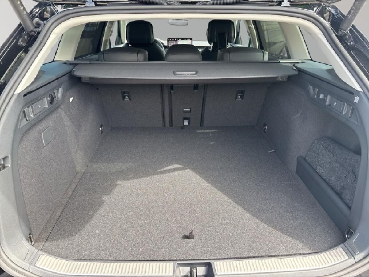 Skoda Superb Combi 1.5 TSI iV 150kW Selection, AHK, Head-up Display