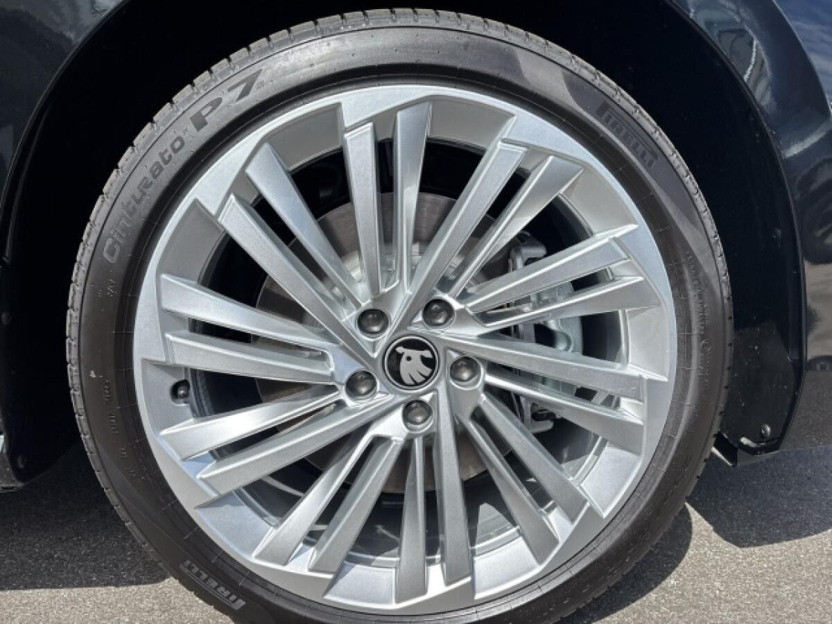 Skoda Superb Combi 1.5 TSI iV 150kW Selection, AHK, Head-up Display