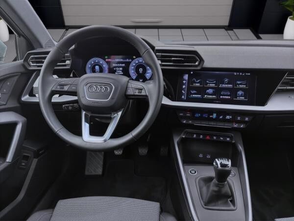 Audi A3 Sportback 30 TFSI ADVANCED NAVI KAMERA SONOS LM18