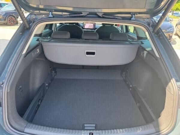 Seat Leon Sportstourer Road Edition 1.5 eTSI LED KLIMA NAVI PDC SHZ