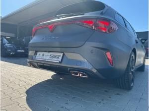 Cupra Leon VZ Sportstourer 1.5 e-Hybrid AHK MATRIX SENNHEISER KLIMA