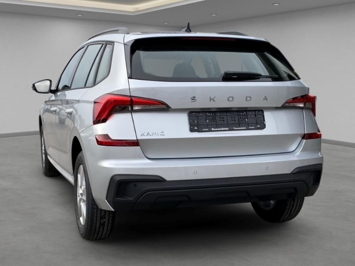 Skoda Kamiq Essence 1.0 TSI, Winter-Paket, Infotainment Basic, 16" Alu