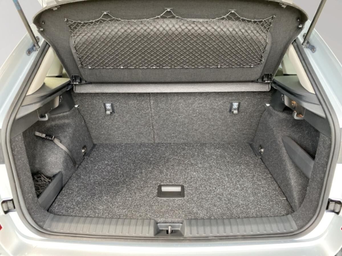 Skoda Kamiq Essence 1.0 TSI, Winter-Paket, Infotainment Basic, 16" Alu