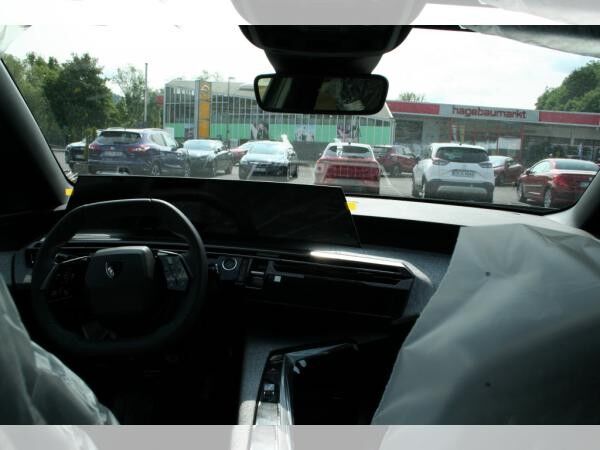 Peugeot 3008 Hybrid Allure NAVI SHZ+LHZ LED 360°Kamera