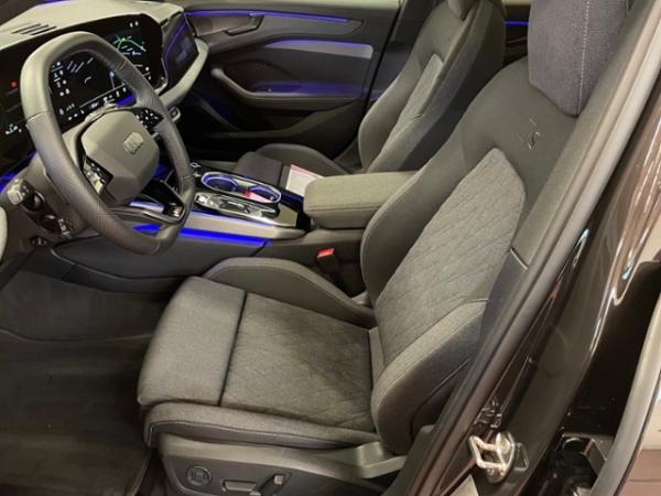 Audi A6 Avant 2.0 TDI quattro edition one NAVI ALU