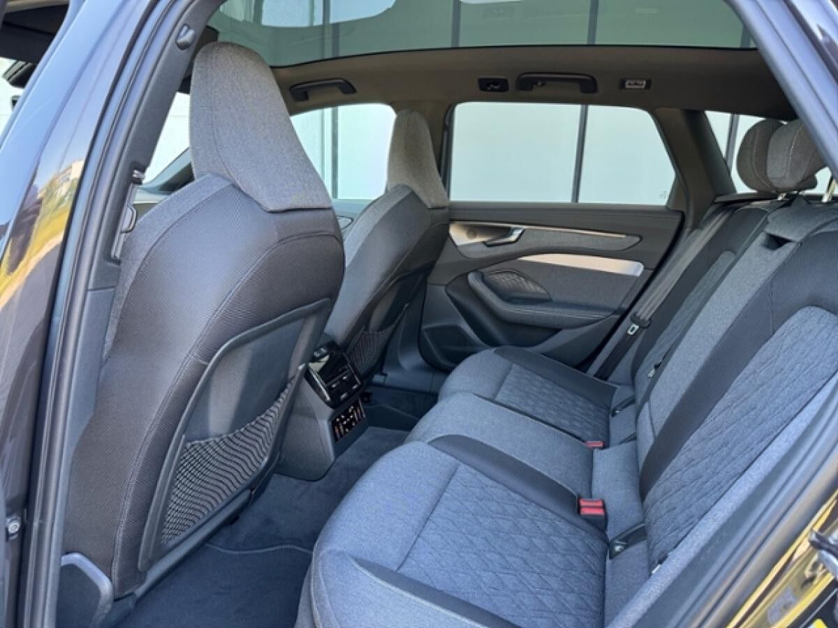 Audi A6 Avant 2.0 TDI quattro edition one NAVI ALU