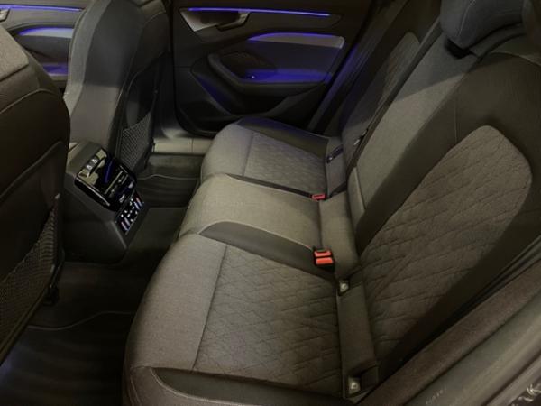 Audi A6 Avant 2.0 TDI quattro edition one NAVI ALU