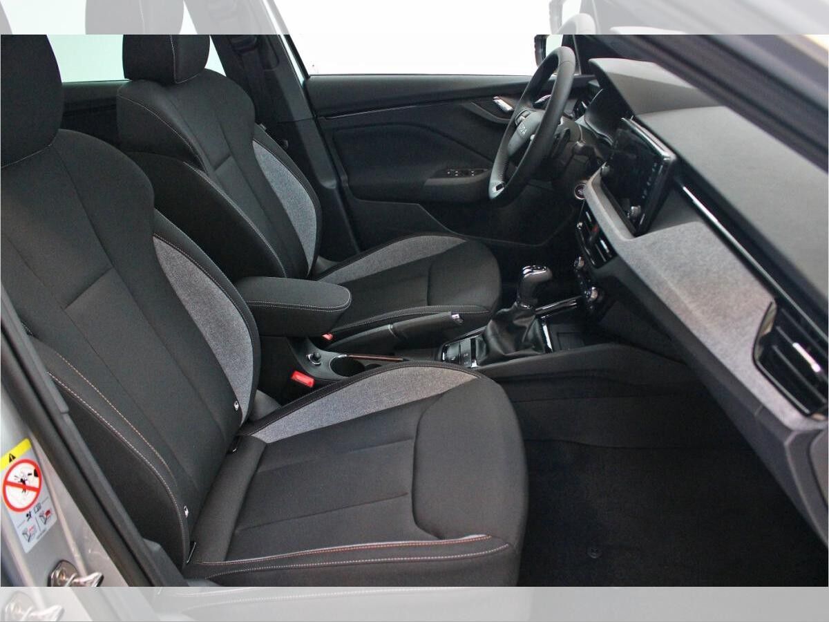 Skoda Kamiq 1.0 TSI Tour PANO|AHK|RCam|MATRX|WSSHz|APPs