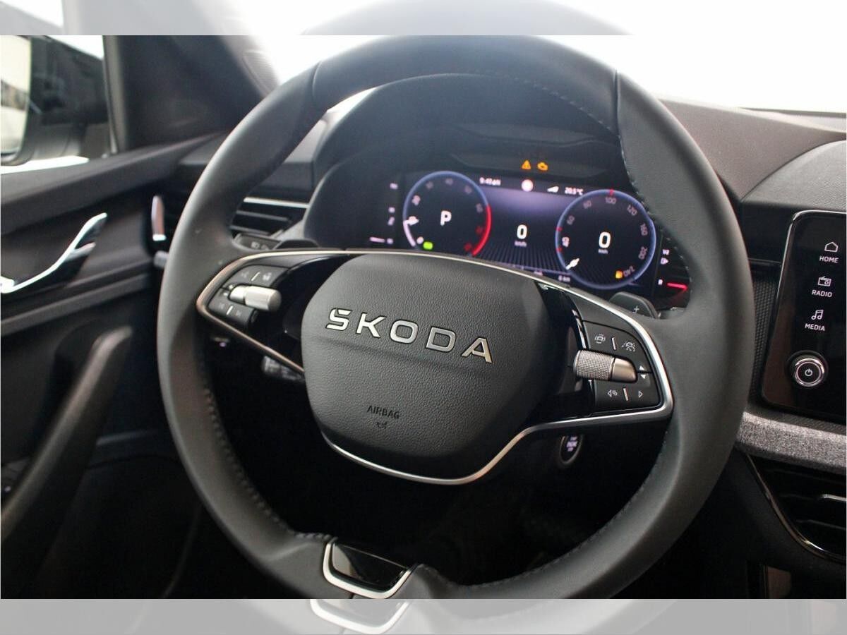 Skoda Kamiq 1.0 TSI Tour PANO|AHK|RCam|MATRX|WSSHz|APPs