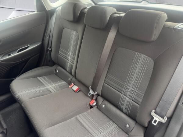 Hyundai i20 ''Select'' !!!September-Aktion!!! Funktionspaket Navi-und Rückfahrkamera