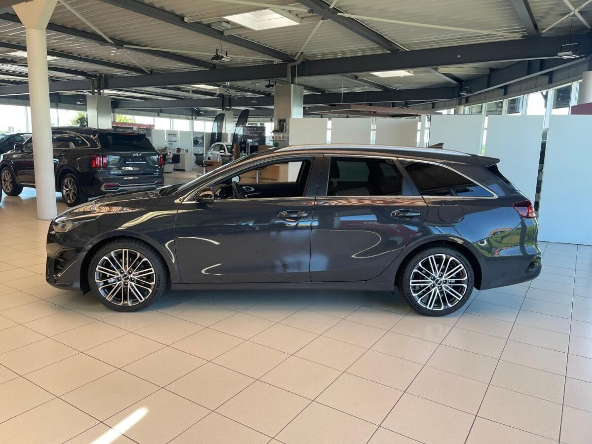 Kia Ceed SW 1.5T 140 DCT7 GTL + Technologie Paket + Design Paket 18 Zoll Felgen | SOFORT VERFÜGBAR