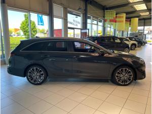 Kia Ceed SW 1.5T 140 DCT7 GTL + Technologie Paket + Design Paket 18 Zoll Felgen | SOFORT VERFÜGBAR