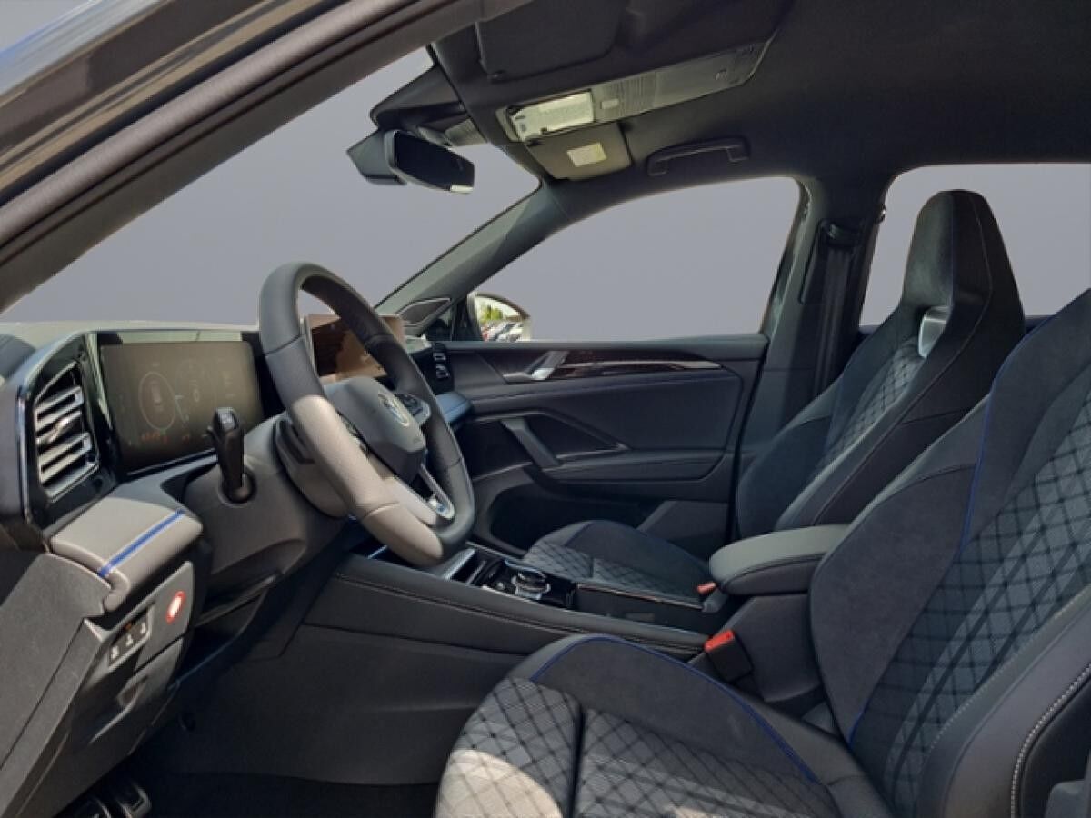 Volkswagen Tiguan 2.0 TDI DSG R-LINE+BLACKSTYLE+AHK+WR+HARM