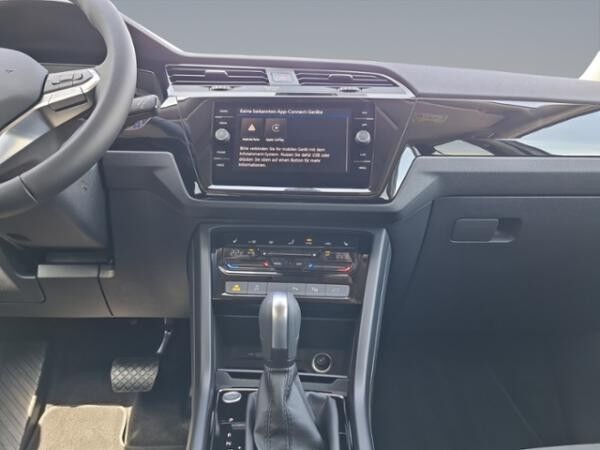 Volkswagen Touran 1.5 TSI DSG Highline+AHK+NAVI+WR+KAMERA+L