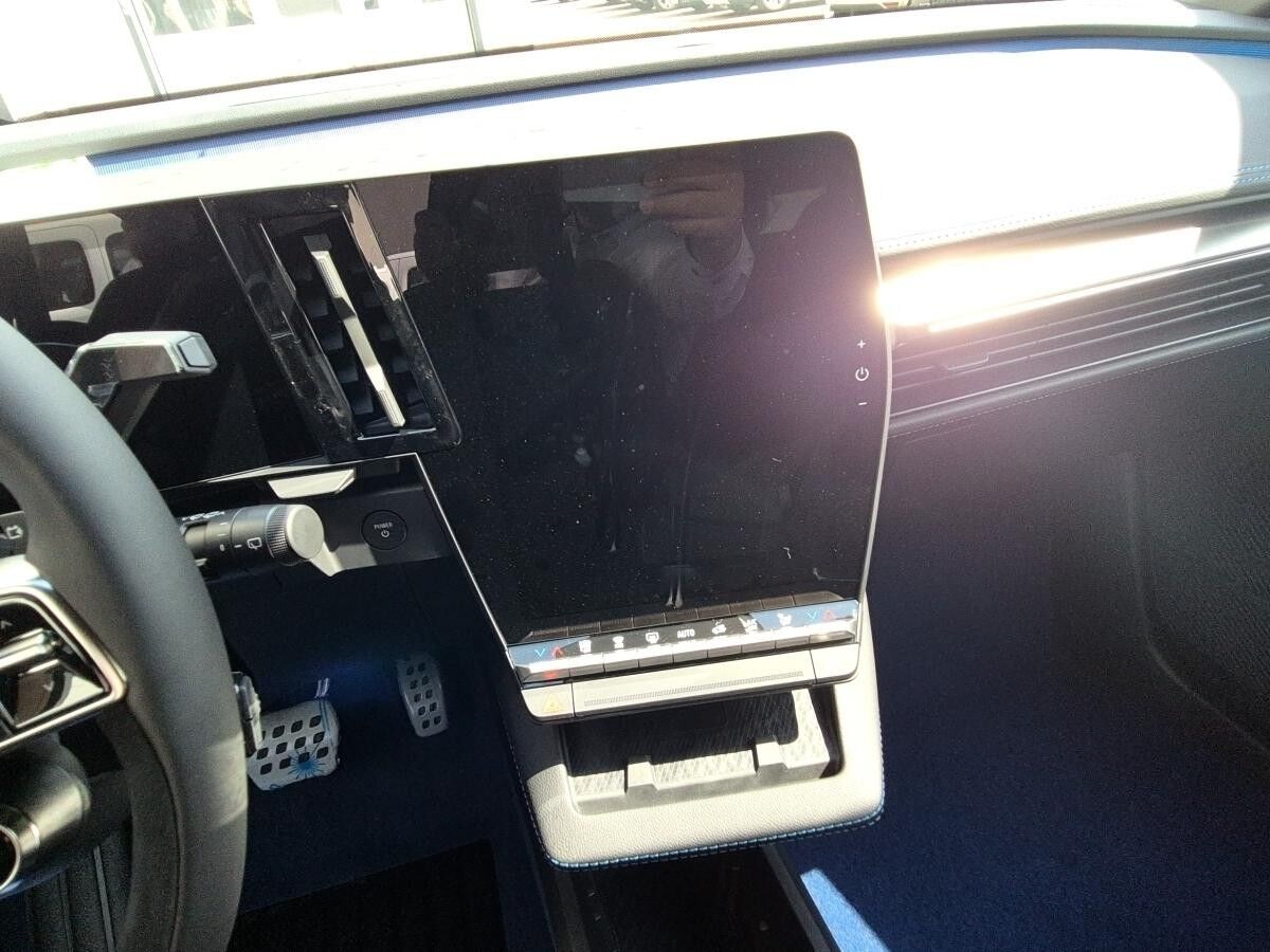 Renault Megane E-Tech 100% ele Esprit Alp. 220 Comf. Ra. Renault Megane E-Tech 100% ele Esprit Alp. 220 Comf. Ra.