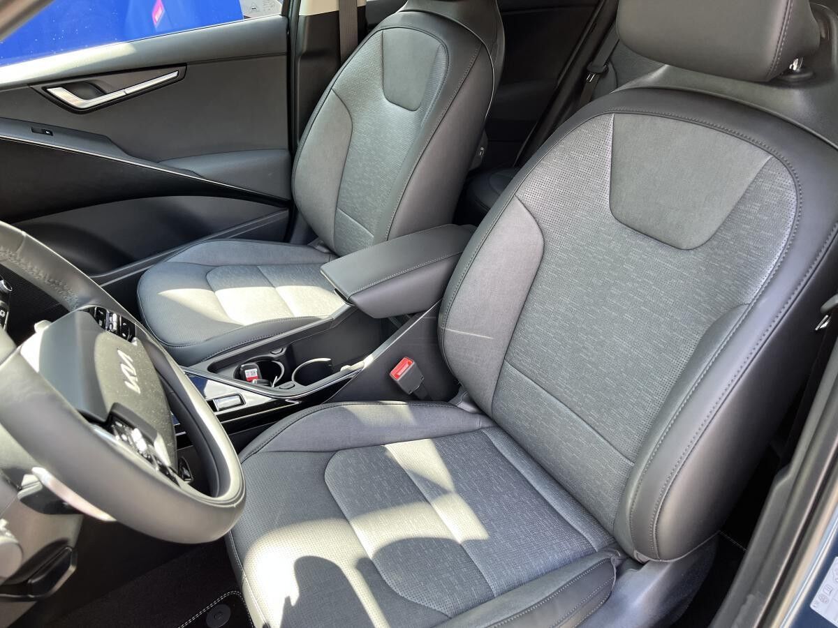 Kia Niro 1.6 PHEV DCT Spirit, Tec, Relax, Black Design