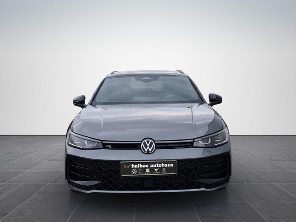 Volkswagen Passat R-Line 2,0 l TDI SCR 7-Ga