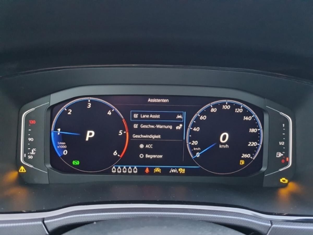 Volkswagen Touran 2.0 TDI DSG Highline+R-LINE+AHK+WR+STANDH