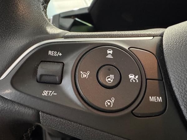 Opel Grandland 1.2 Turbo GS Line LED+Navi+SHZ+2xKlima