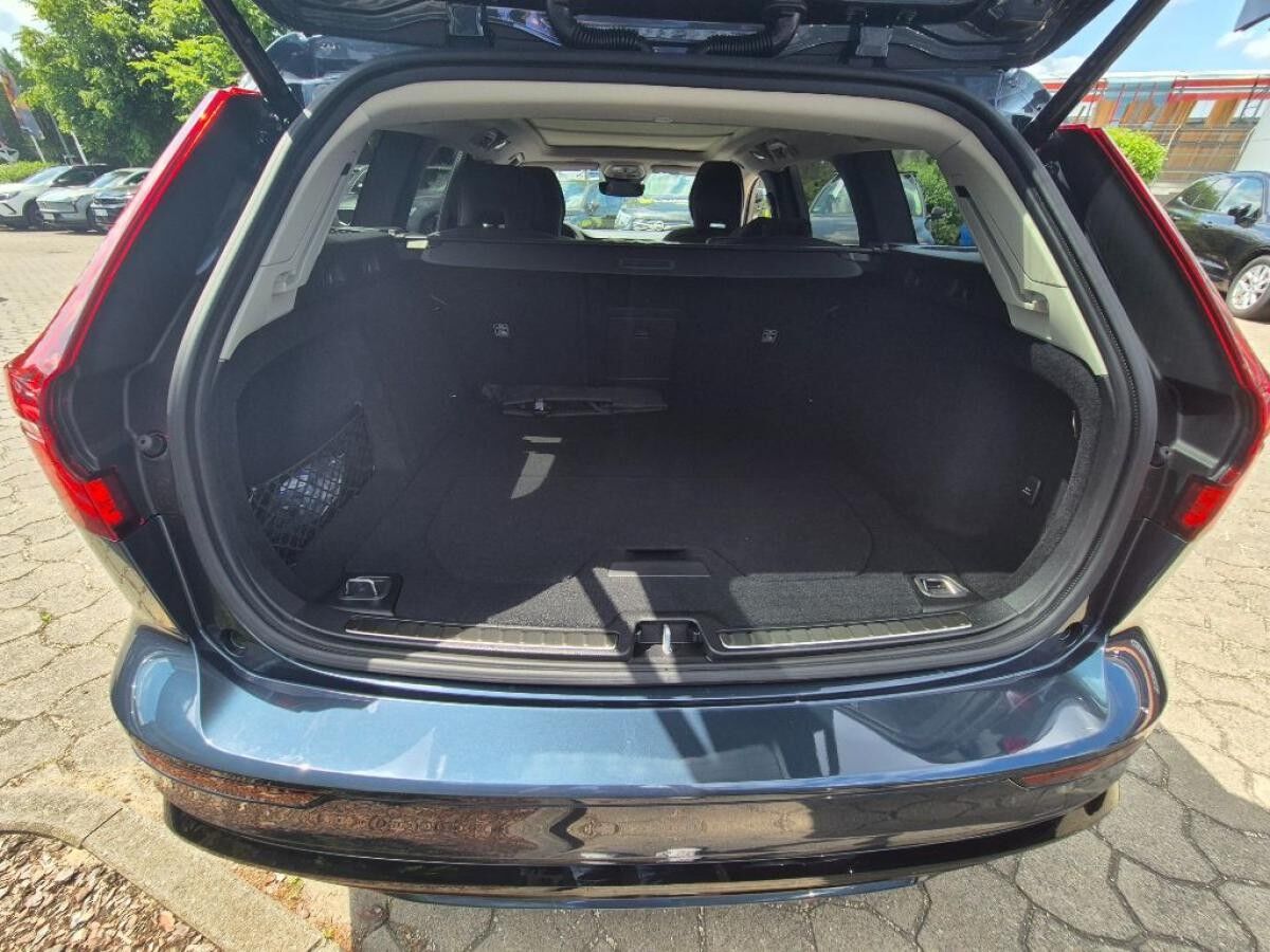 Volvo V60 T6 AWD Plus Dark+Lagom-Pak+Licht-Pak+SOFORT