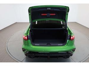 Audi RS3 Limousine TFSI quattro 280 km/h Java Grün Metallic