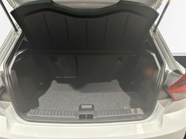 Seat Ibiza XCellence 1.0 TSI CAM SHZ LED ACC MirrorLink