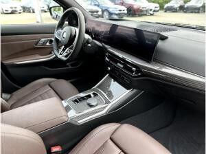 BMW 330 330d xDrive Limousine M Sportpaket HK HiFi DAB