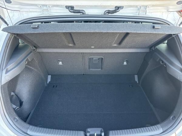 Hyundai i30 (MY25) 1.5 T-GDI (140PS) 48V 6-MT 2WD N LINE Sitz-Paket, Panoramadach