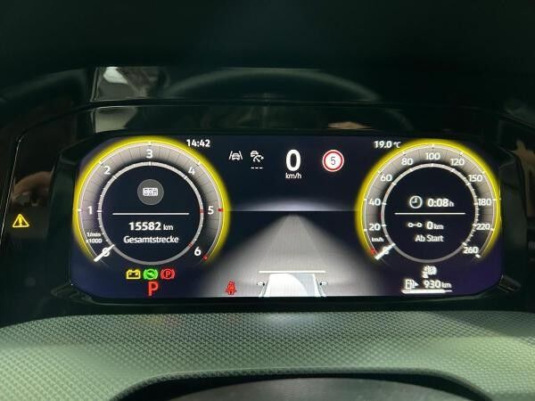 Volkswagen Golf GOAL 2.0 TDI*DSG*ACC*LightAssi*SHZ*CarPlay*