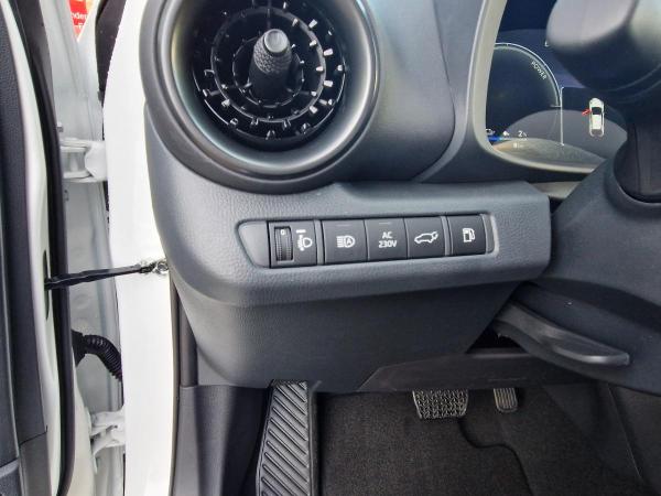 Toyota C-HR Plug-In 2.0l Hybrid⚡Teamplayer + Technik Paket ⚡Bis zu 15 Jahre Garantie!⚡