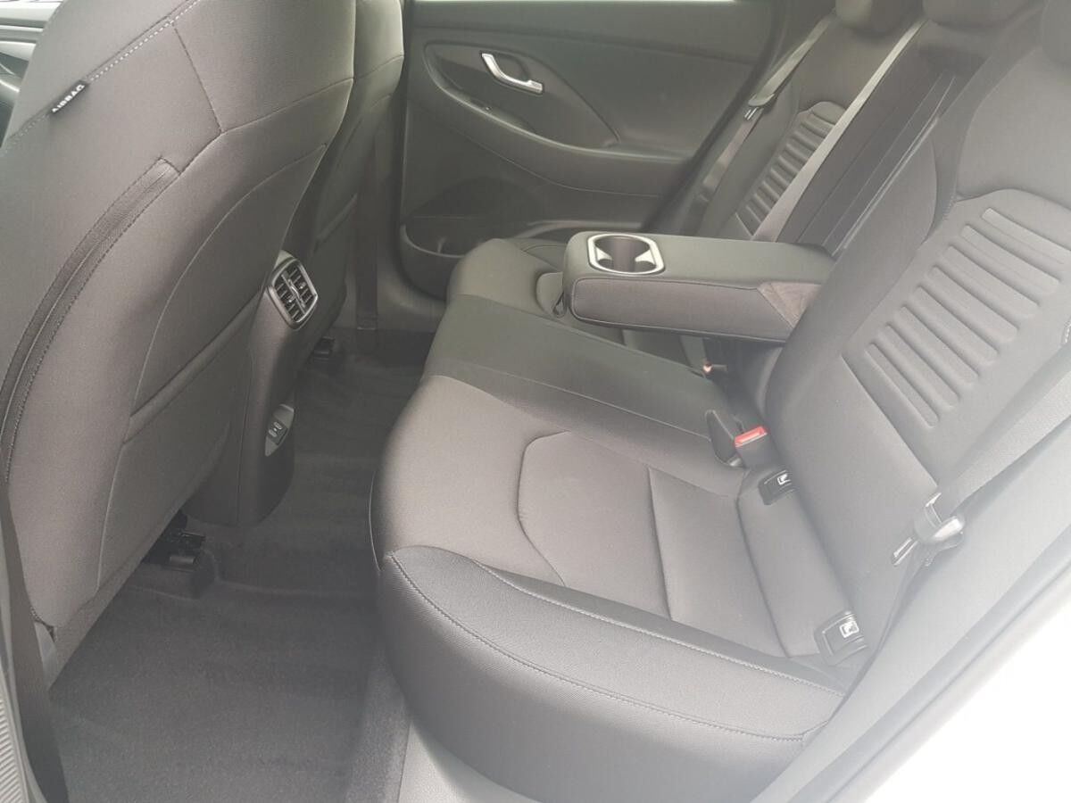 Hyundai i30 cw 1.0 T-GDI Advantage *LED*NAVI*LM