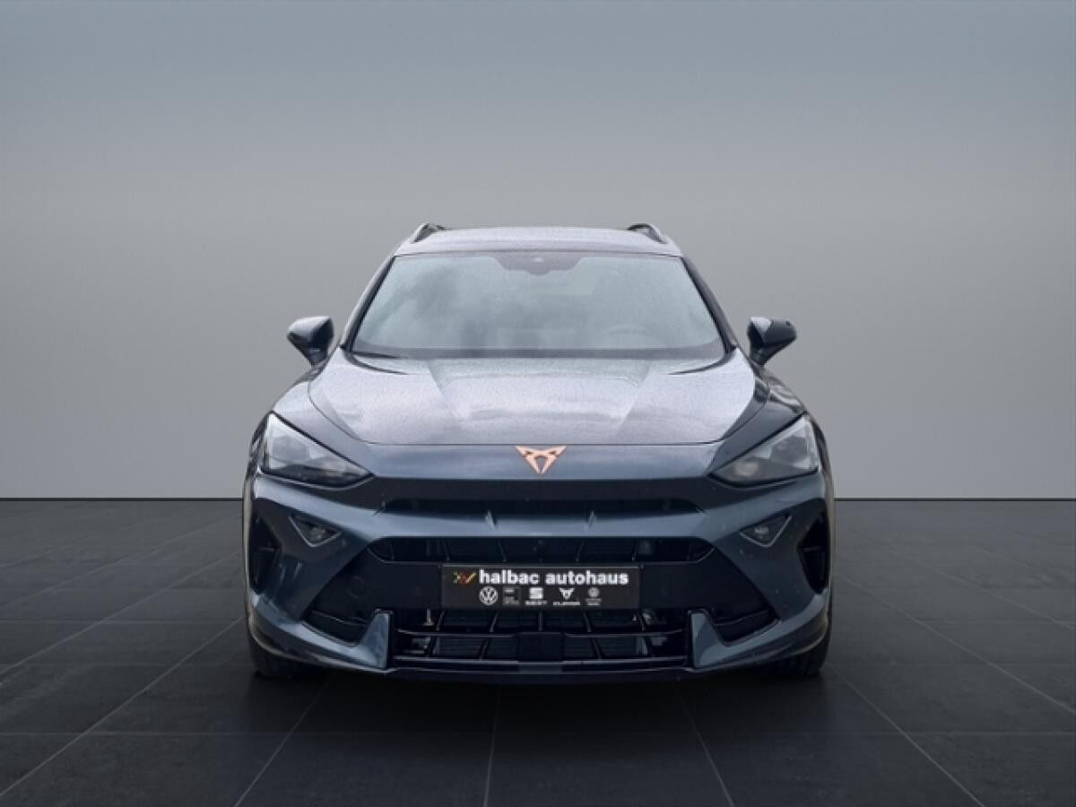 Cupra Formentor VZ 1.5 e-Hybrid +AHK+MATRIX+Senn