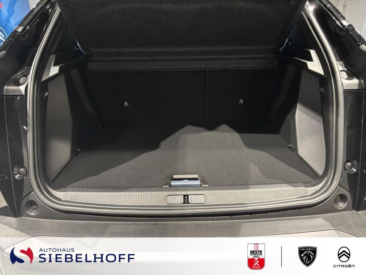 Peugeot 2008 GT HYBRID 145 e-DSC6