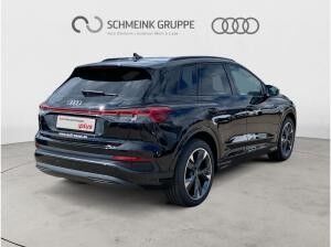 Audi Q4 e-tron 45 e-tron S-line Matrix Sonos ACC