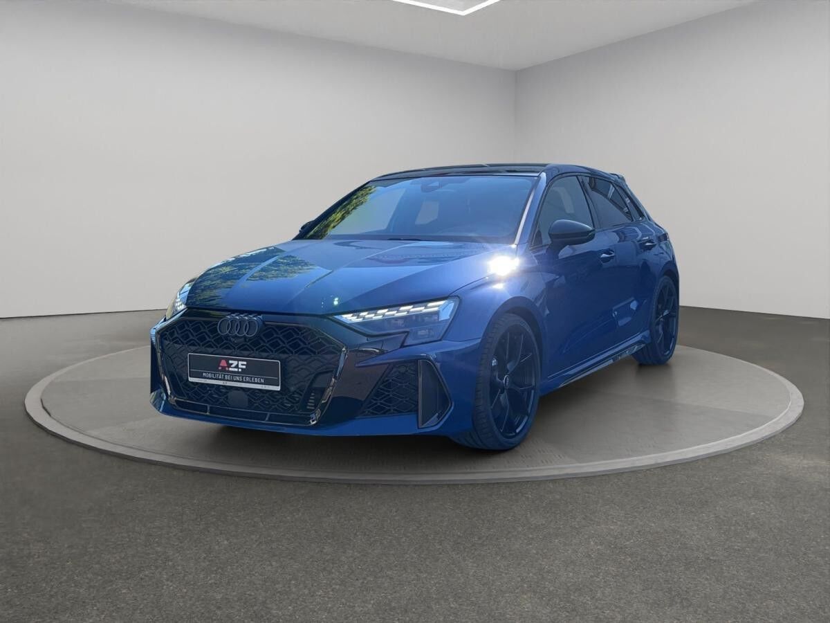 Audi RS3 RS 3 Sportback S tronic+280km/h+PANO+NAVI Audi RS3 RS 3 Sportback S tronic+280km/h+PANO+NAVI