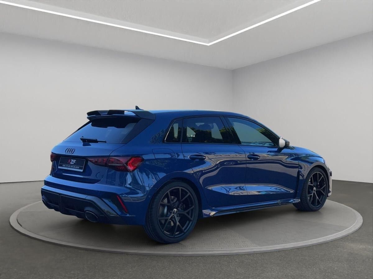 Audi RS3 RS 3 Sportback S tronic+280km/h+PANO+NAVI Audi RS3 RS 3 Sportback S tronic+280km/h+PANO+NAVI