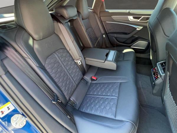 Audi RS6 Avant performance tiptronic Audi RS6 Avant performance tiptronic