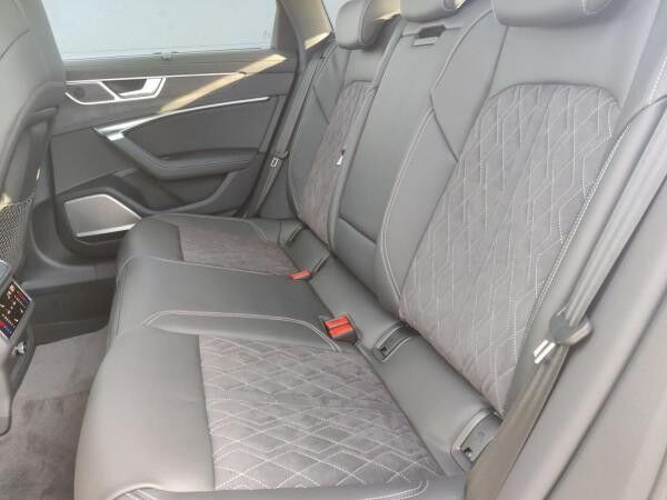 Audi S6 Avant TDI S tronic q. MATRIX, B&O 3D,HUD,PANO