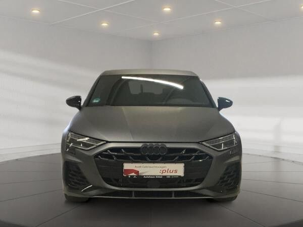 Audi S3 Sportback Sondermattlack, Akrapovic,  Sound, ACC, Matrix, Rückfahrkam