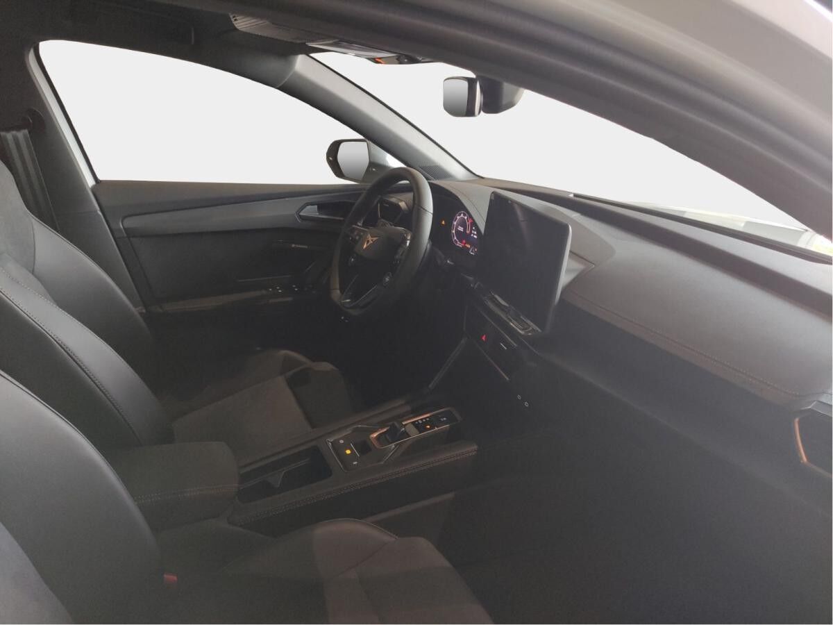 Cupra Leon Sportstourer 1.5 e-Hybrid VZ Intelligent Drive Matrix