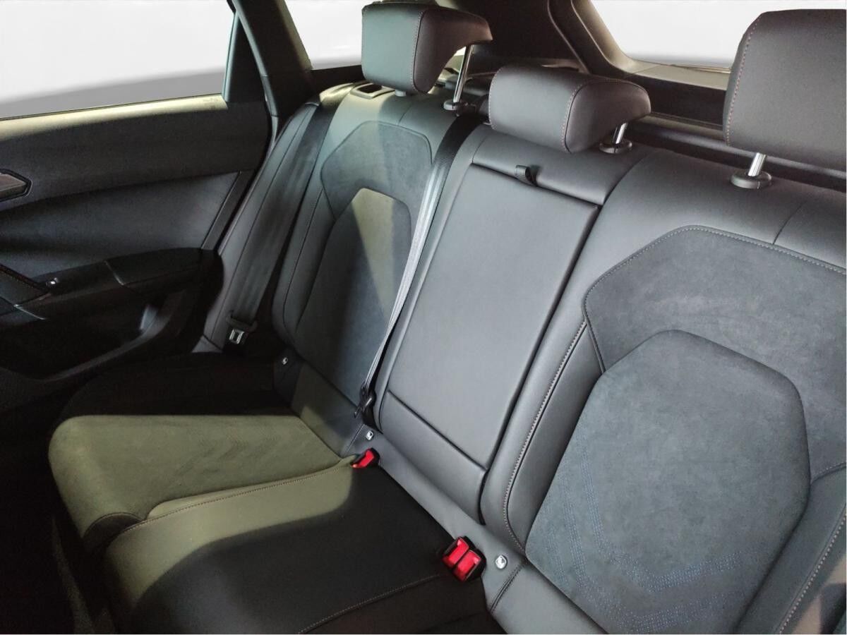 Cupra Leon Sportstourer 1.5 e-Hybrid VZ Intelligent Drive Matrix