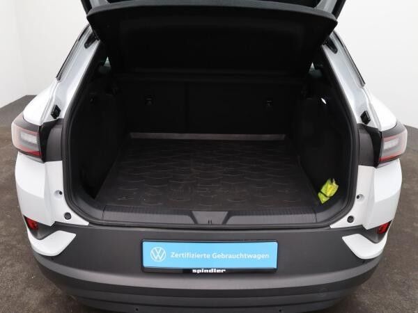 Volkswagen ID.4 Pro Performance / ACC, LED, RFK, CCS
