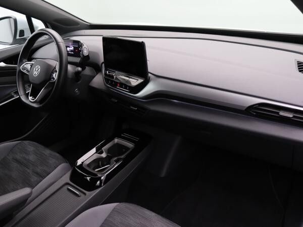 Volkswagen ID.4 Pro Performance / ACC, LED, RFK, CCS