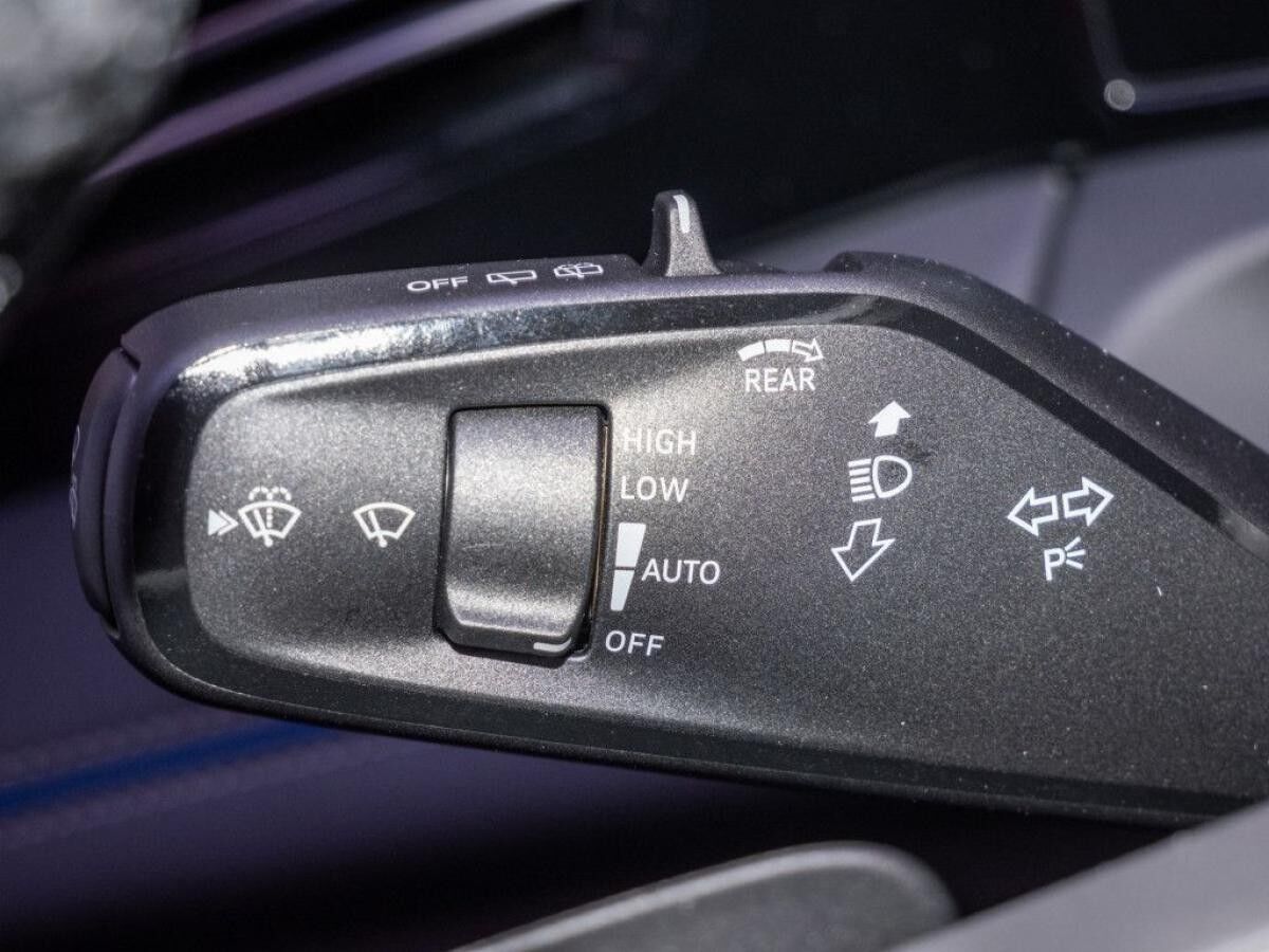 Volkswagen Tiguan R-Line 1,5 l eTSI DSG *BIS 31.12.*🏷️