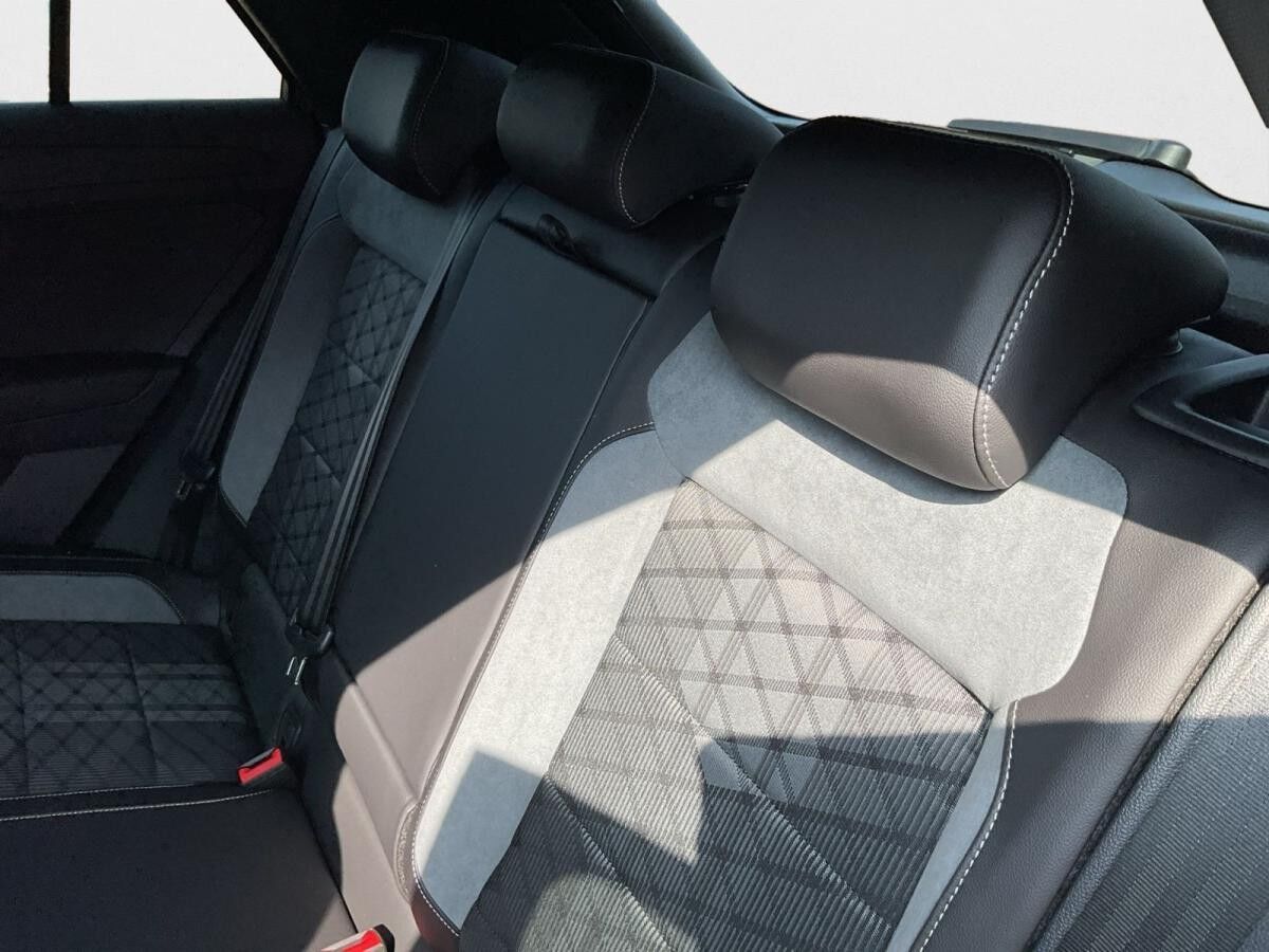 Volkswagen T-Roc R-Line 1.0 TSI